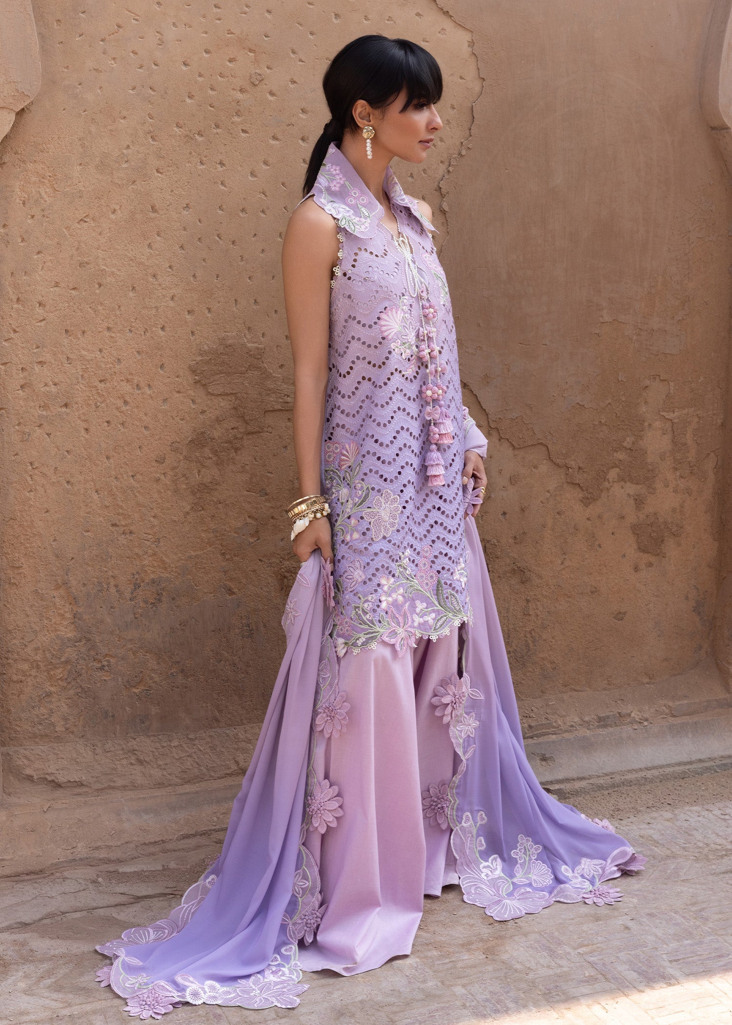 ADVANCE BOOKING OPEN | CRIMSON FLOW | EMBROIDERED LAWN UNSTITCHED 3-PIECE SUIT
