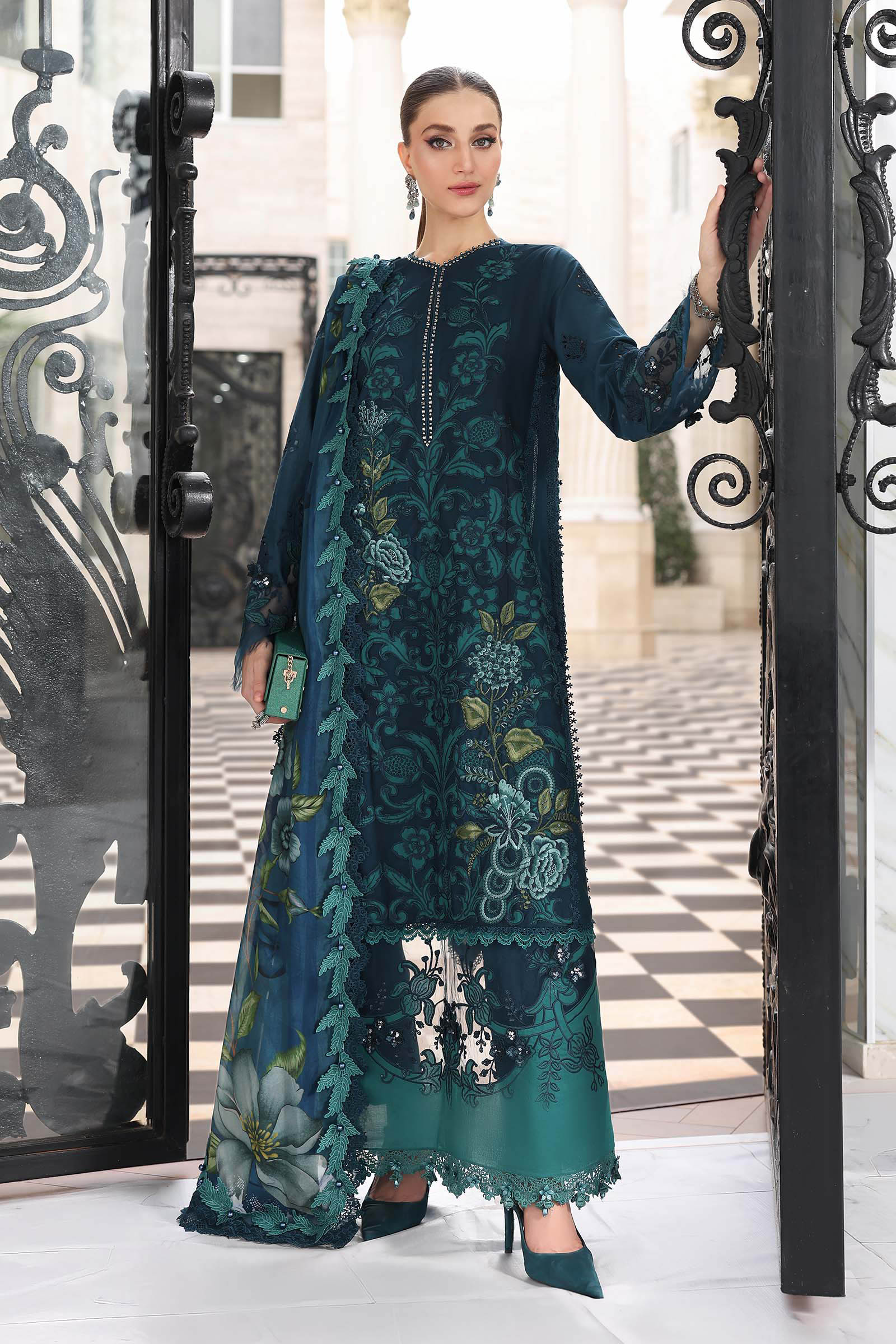 COMING SOON | ADVANCE BOOKING OPEN | MARIA.B 3-PIECE UNSTITCHED EMBROIDERED LAWN SUIT