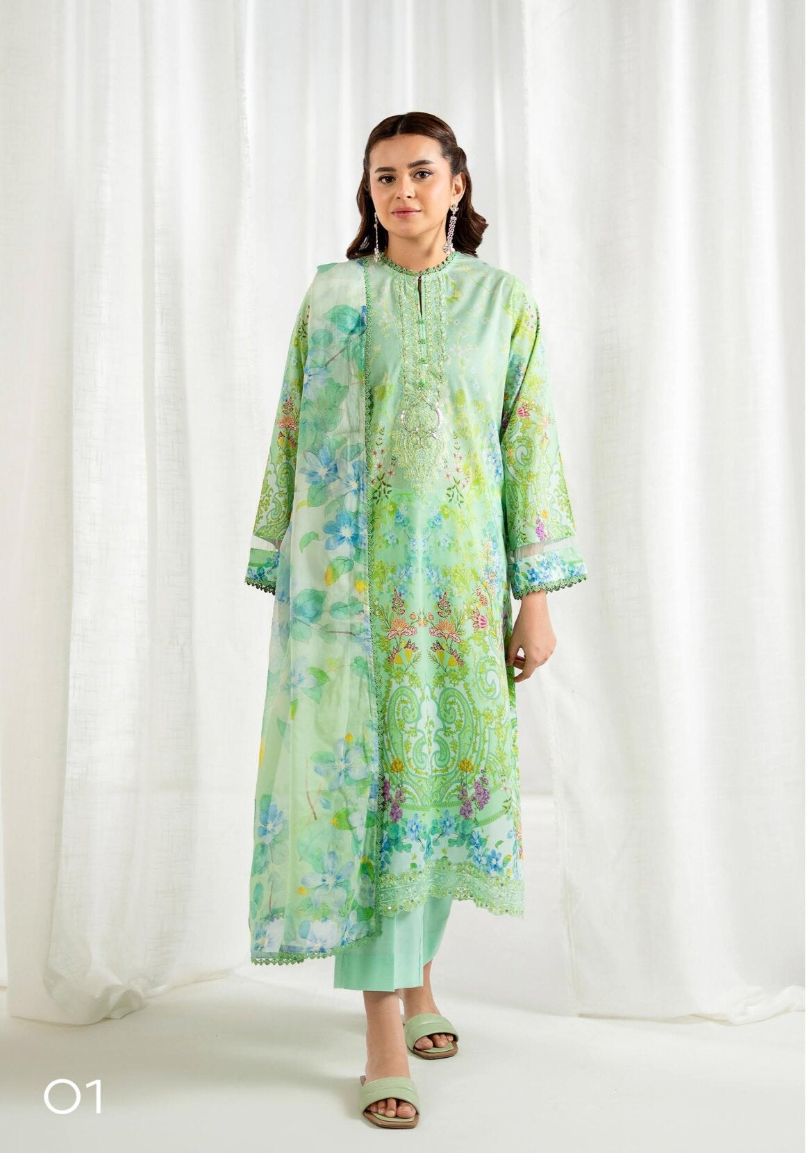 GULAL | UNSTITCHED 3-PIECE | EMBROIDERED LAWN SUIT