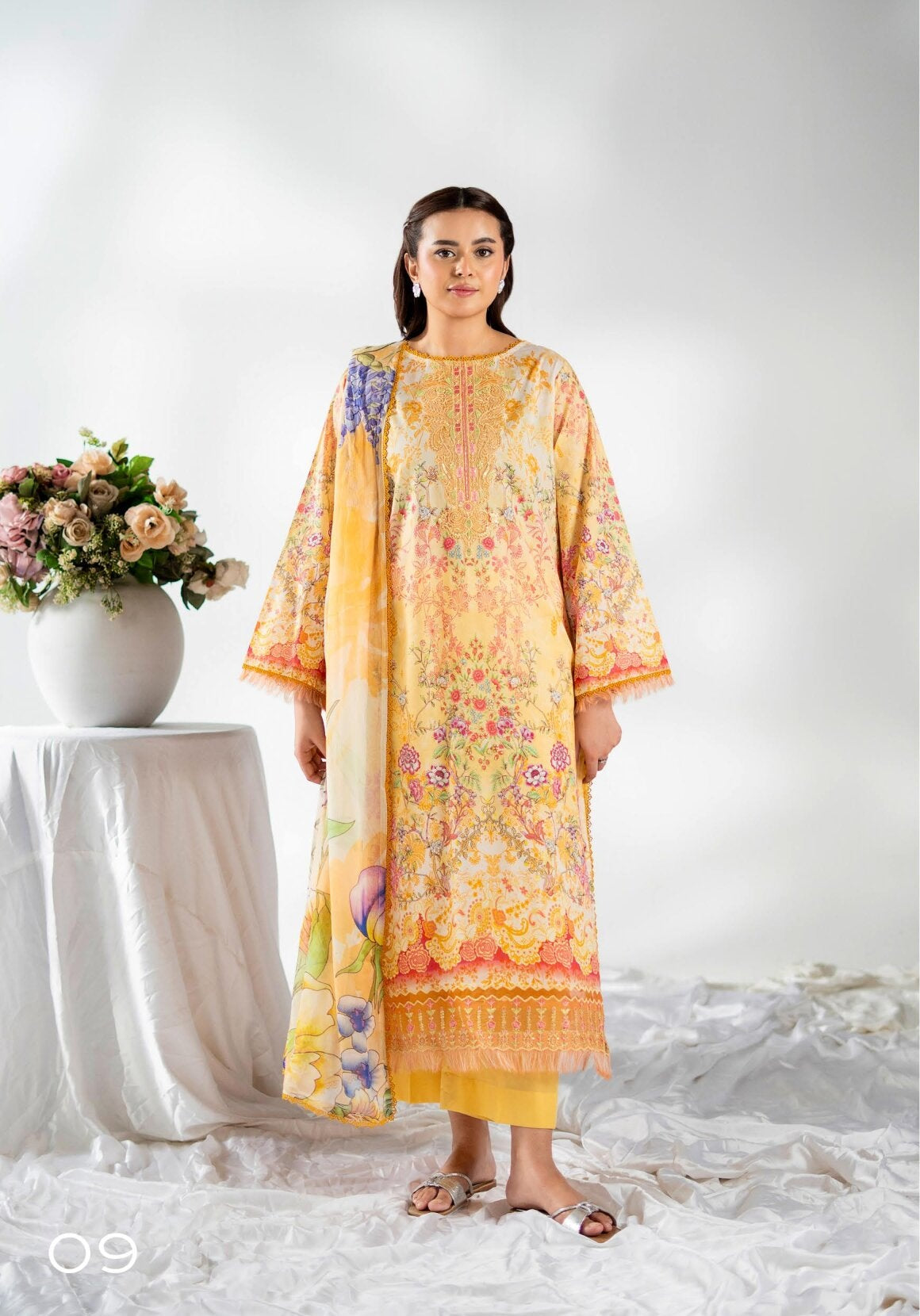 GULAL | UNSTITCHED 3-PIECE | EMBROIDERED LAWN SUIT