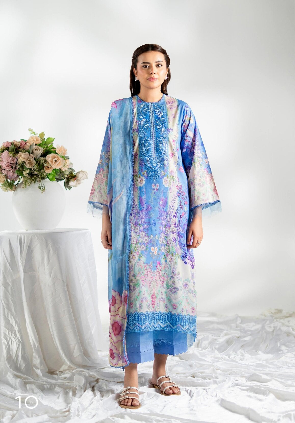 GULAL | UNSTITCHED 3-PIECE | EMBROIDERED LAWN SUIT