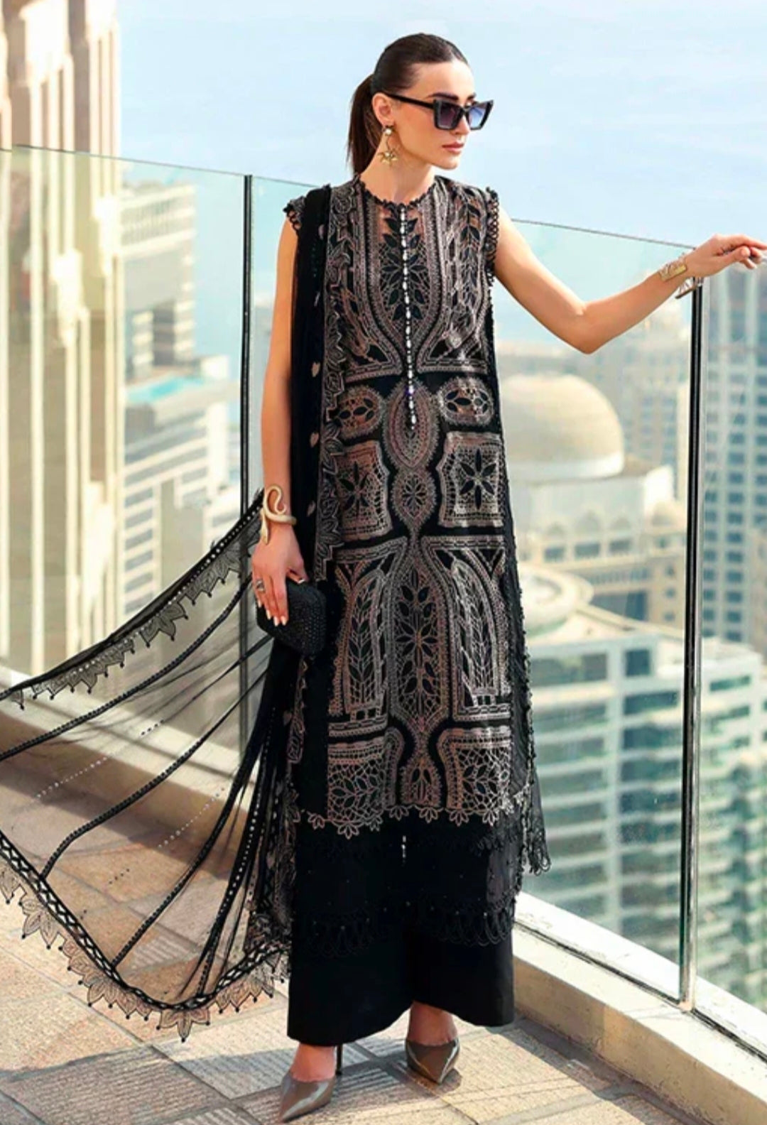 MARIA B | UNSTITCHED 3-PIECE | EMBROIDERED LAWN SUIT